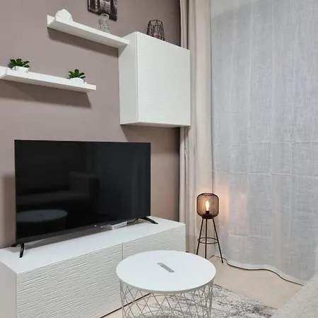 דירה Evita Luxury - Near Playa Locos With Pool טורבייחה