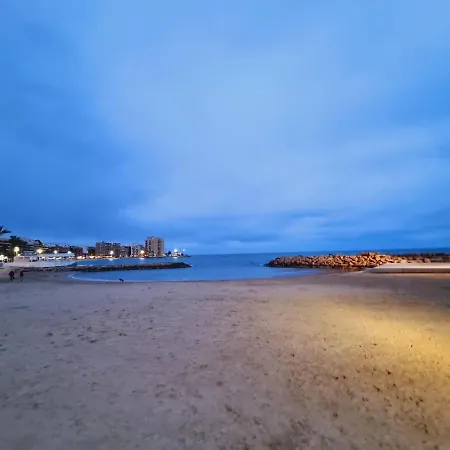 Апартаменты Evita Luxury - Near Playa Locos With Pool Торевьиа